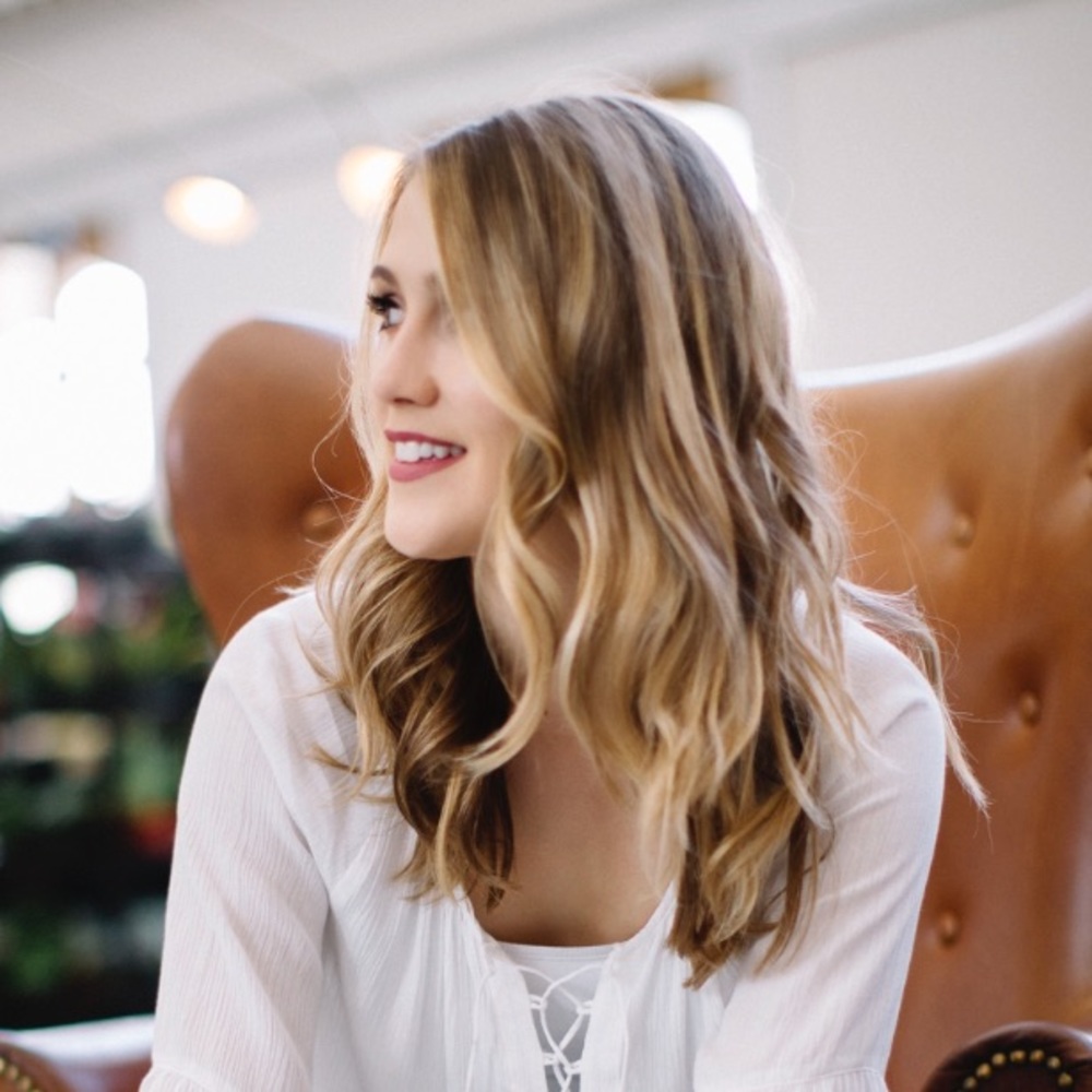 Meet your Posher, Kelli